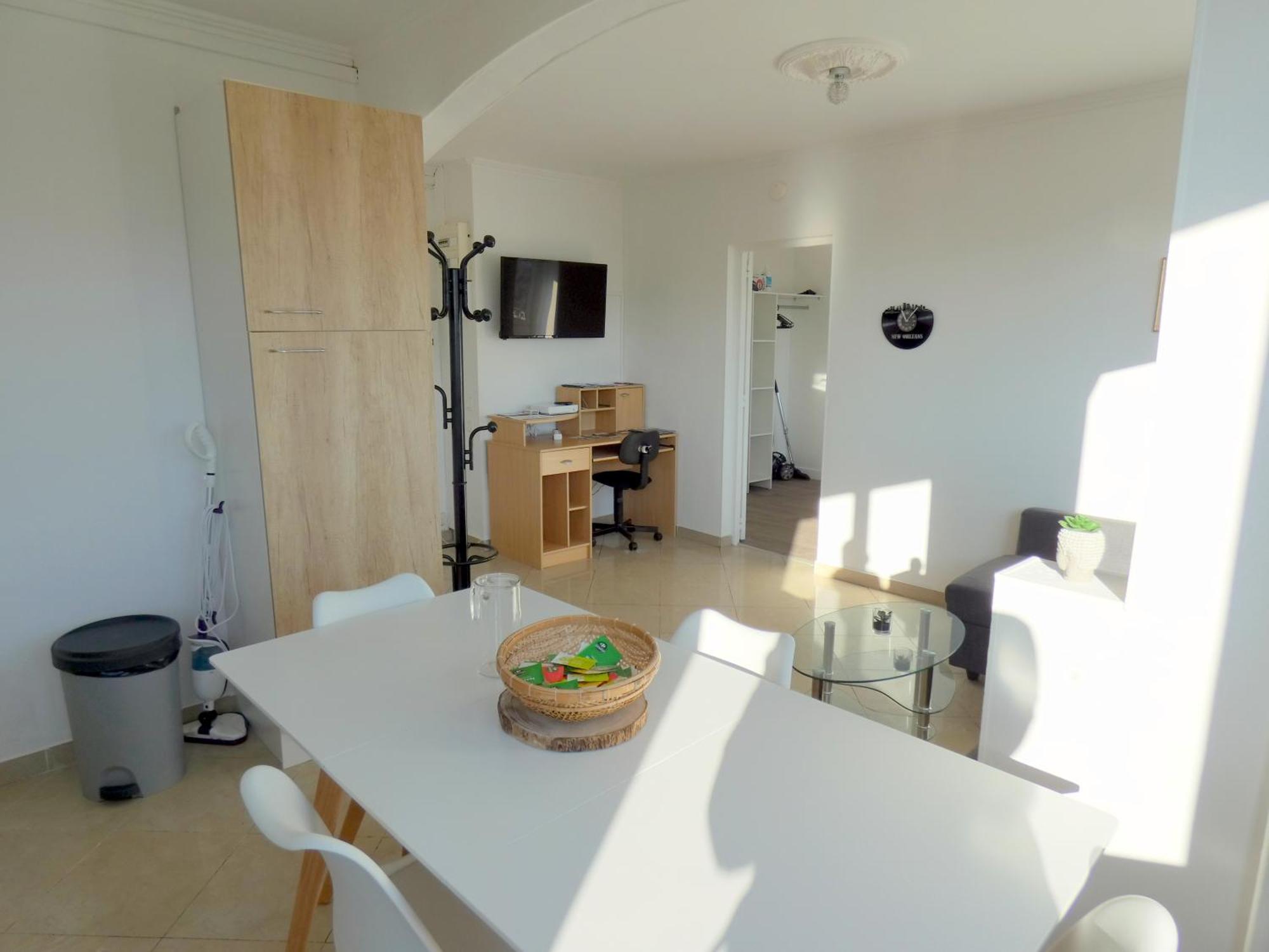 Апартаменты 37M2 Lumineux Face Gare Sncf, Wifi Et Cafe Et The Offerts Орлеан Экстерьер фото